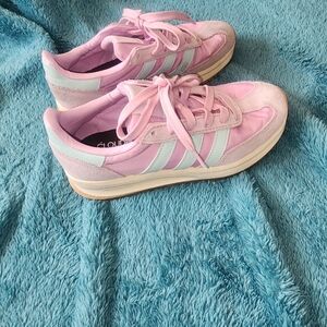 adidas Women's Purple and Light Green Retro Sneakers